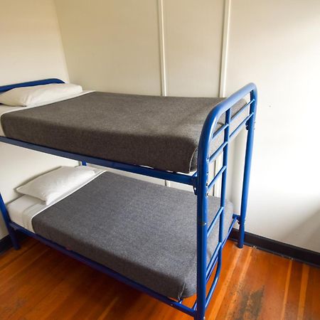 Ocean Island Inn | Backpackers | Suites Victoria Quarto foto